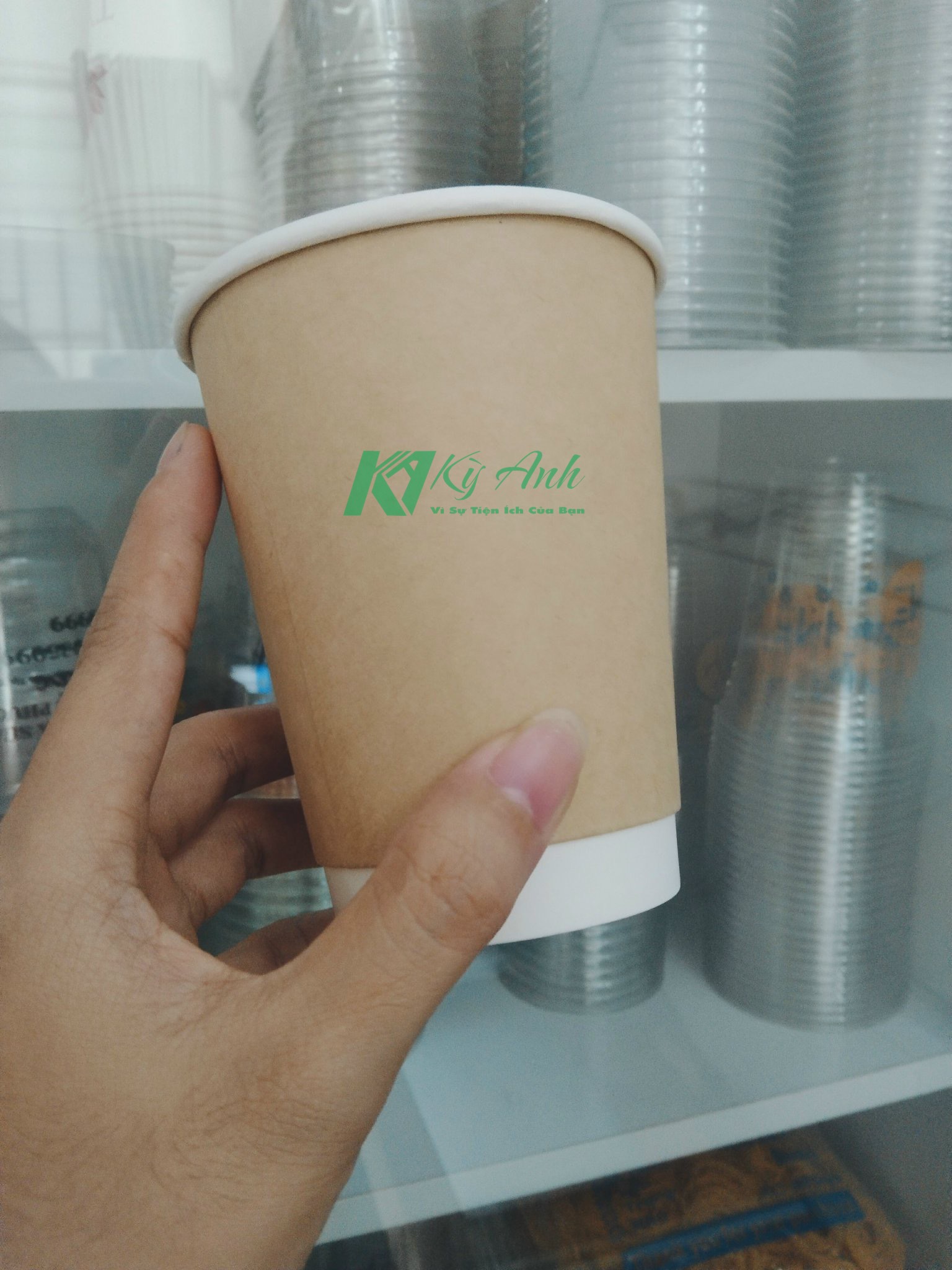 xưởng sản xuất ly giây kraft
