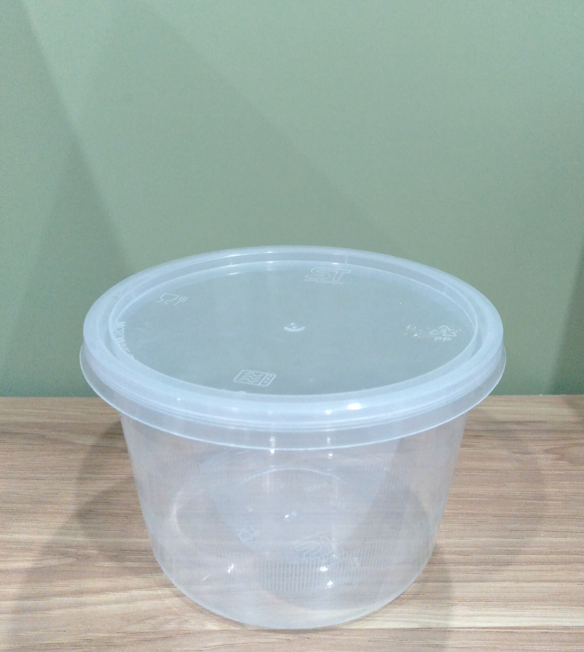 Hộp nhựa microwave tròn 700ml